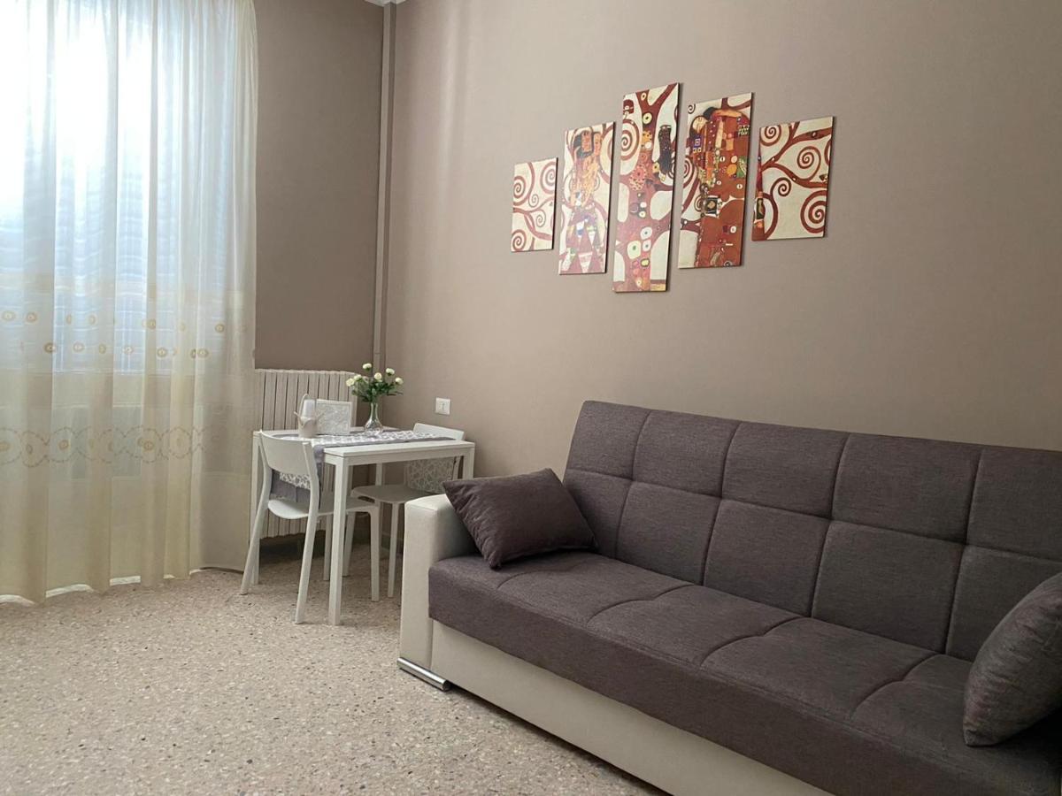B&B Domus D'Italia Mirabella Eclano Exterior photo
